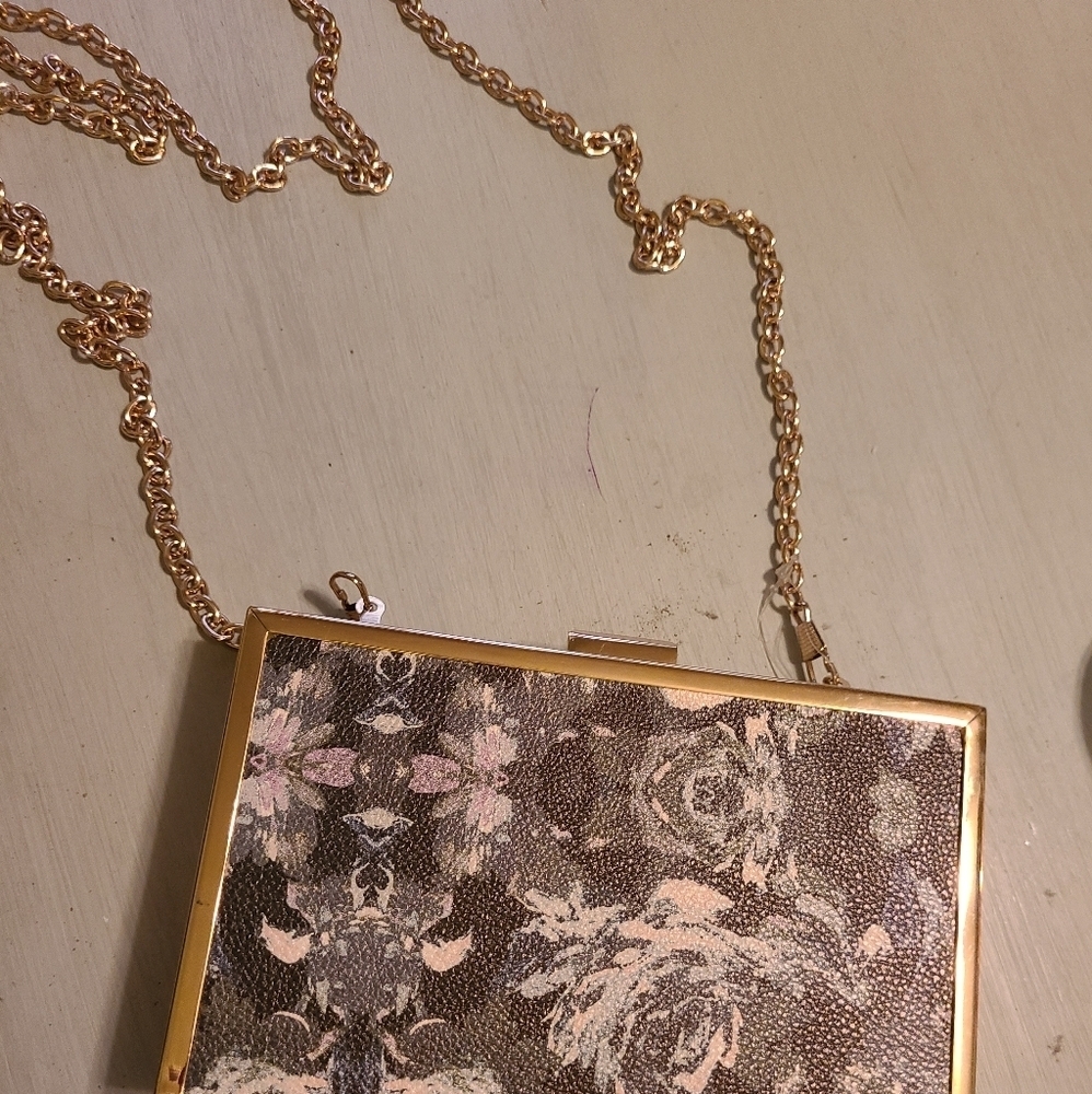 NWOT Cute little gold and black purse hard case NEW hp🔥🔥🔥 - Picture 5 of 6